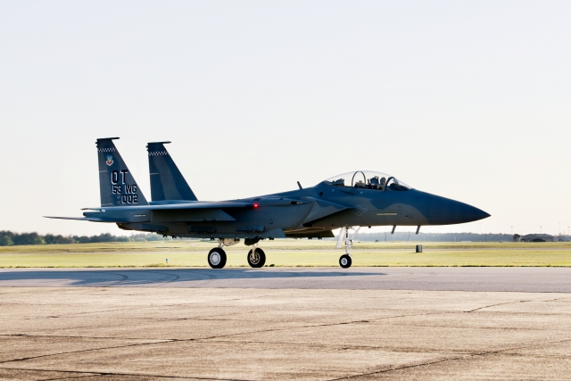 Boeing F-15 Eagle / Silent Eagle / Eagle Advanced - Página 2 USA_USAF_F-15EX_002_640