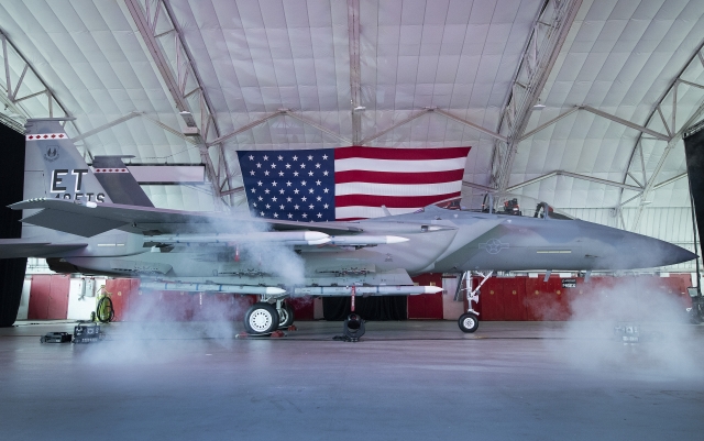 Boeing F-15 Eagle / Silent Eagle / Eagle Advanced - Página 2 USA_USAF_F-15EX_Eagle_II_640