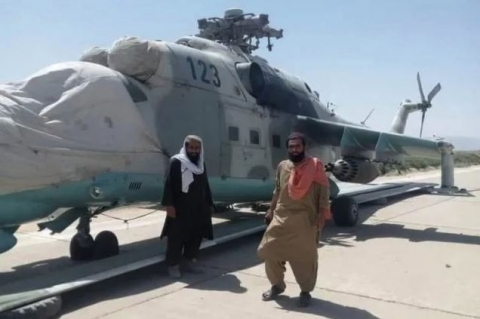 [Imagen: Afghanistan_Mi-35_Taliban_480.jpg]