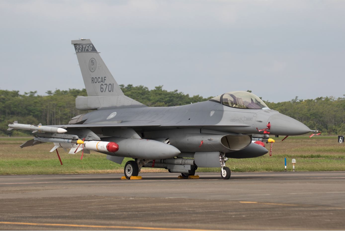 FUERZA AÉREA DE TAIWÁN Taiwan_RoCAF_F-16V_ceremony_3