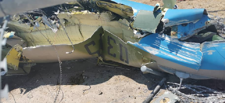 [Imagen: Namibia_NDF_F-7NM_crash_detail.jpg]