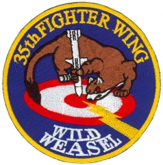 USA 35th FW patch 320