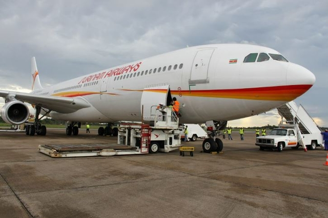 Noticias de Surinam Airways A343-SLM-640