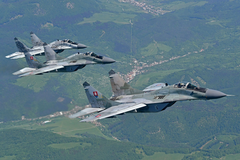 Ukraine Slovakia MiG 29 6627 6425 SVK airspace 18May22 Vladimir Vido 480